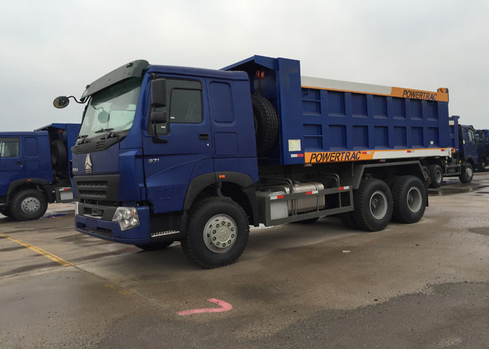 Euro 2 Standard 10 Wheels Tipper Dump Truck 30 - 40 Tons For Loading Sand / Stones