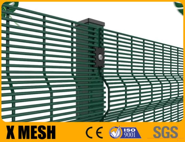 Green Powder Coated Clear View Fence Anti Climb 358 With 4mm Wire Diameter For