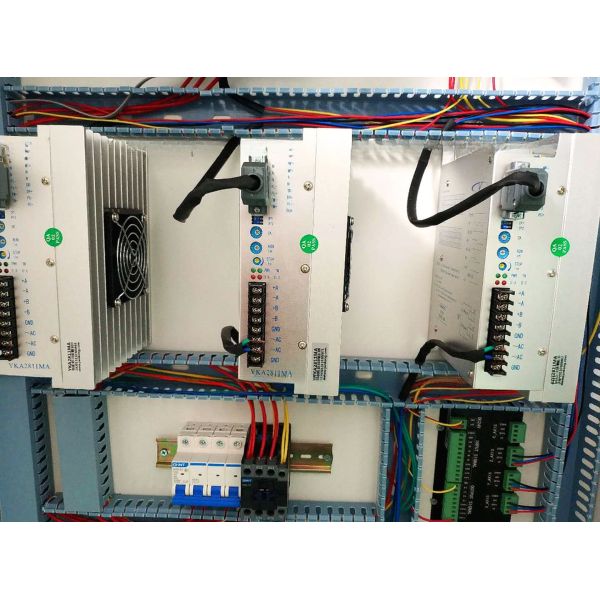 Multifunctional CNC Wood Lathe Machine Wood Turning Lathe For Baseball Bat