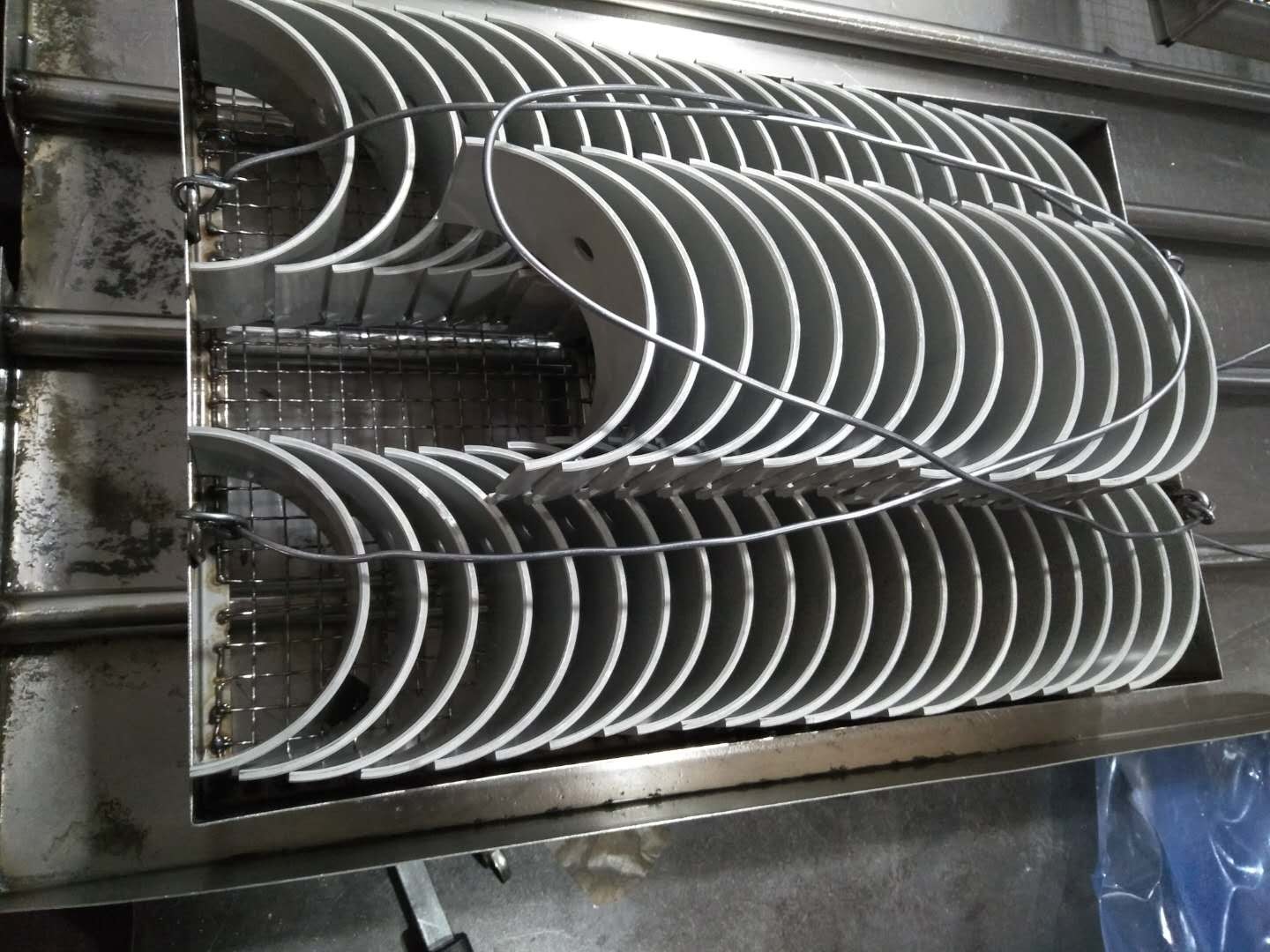 All Cummins QSX15 Rod And Main Bearings Heavy Duty Steel With Copper Or Aluminum For Long Lasting Performance