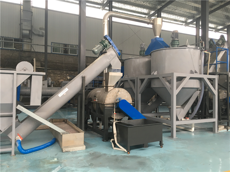 Automatic Plastic Washing Recycling Machine 500kg/H PET Flakes Washing Machine