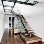 American Standard Stair Single Mono Steel Beam Steel Glass Railing Wood Step