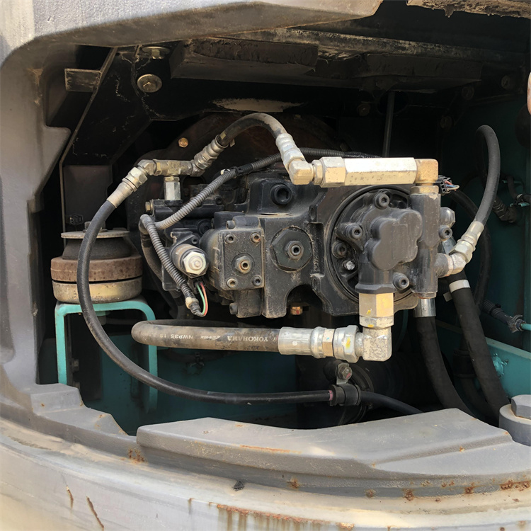 Used Kobelco SK125SR Excavator 12 Ton Mini Excavator with YANMAR Engine in Shanghai