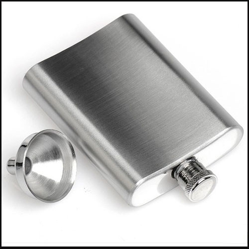 Wear proof Wedding Souvenir Gifts Stainless Steel Portable Hip Flask Memorable