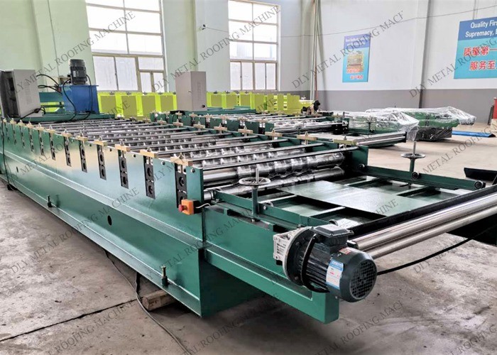 Hydraulic 5.5kw Corrugated Iron Making Machine 50HZ Glazed Tile Forming Equipment