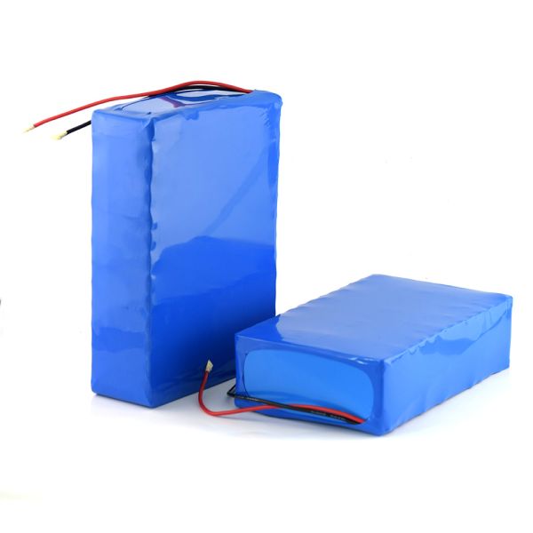 12V 7Ah UPS Lithium Battery 25Ah 50Ah 100Ah LifePO4 Battery Pack CCTV Monitor