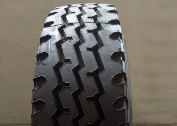 Stable Performance Aggressive Truck Tires , Off Road Tyres 10.00R20 In Mixed