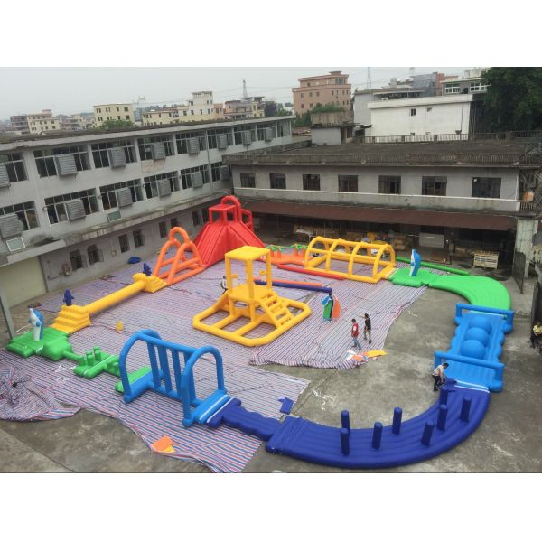 Commercial grade Water Floating Aqua Park Amusement Inflatable Floating Water